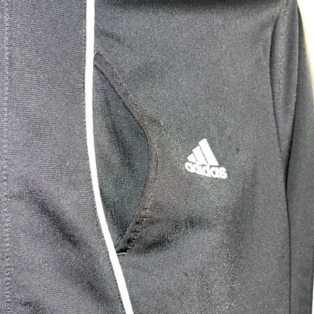 💜 Adidas  zip front jacket - Picture 2 of 9